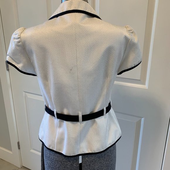 Louben Tailored Blazer - Picture 4 of 7